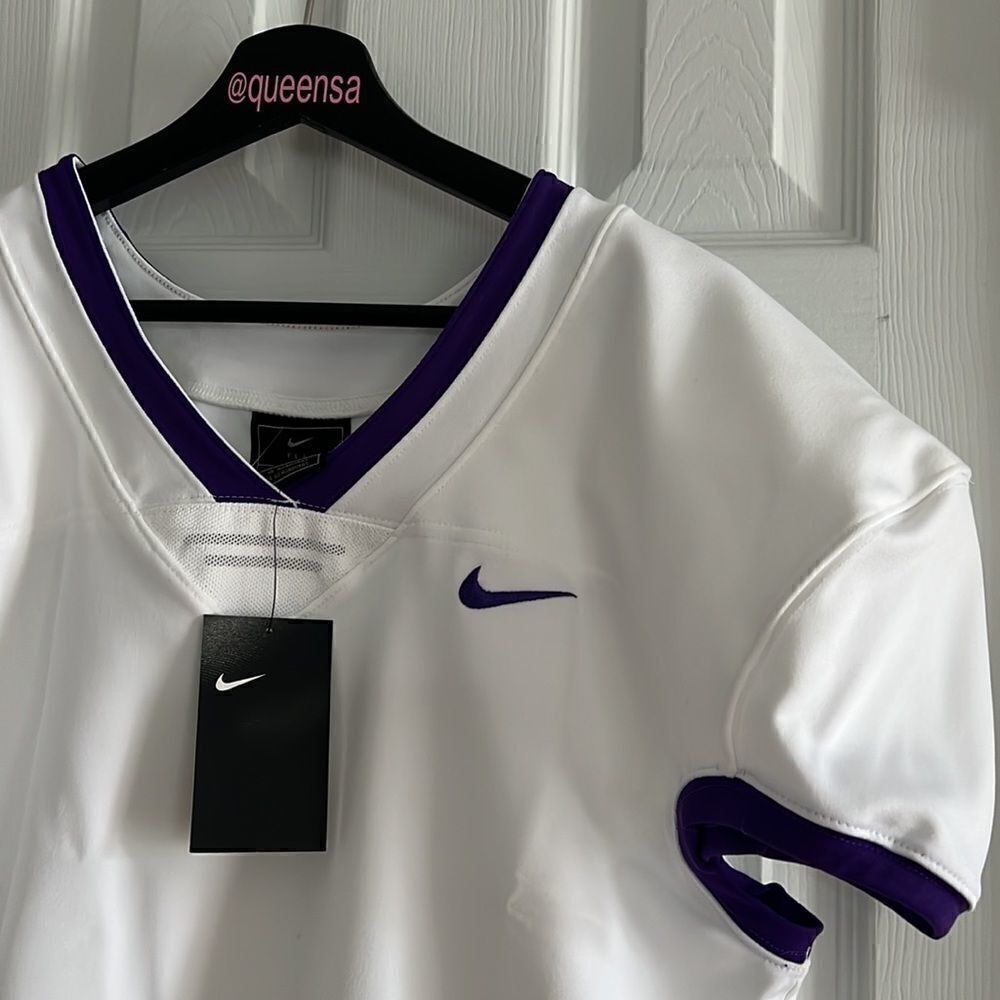 Nike Football Shirt with mesh - Picture 2 of 8